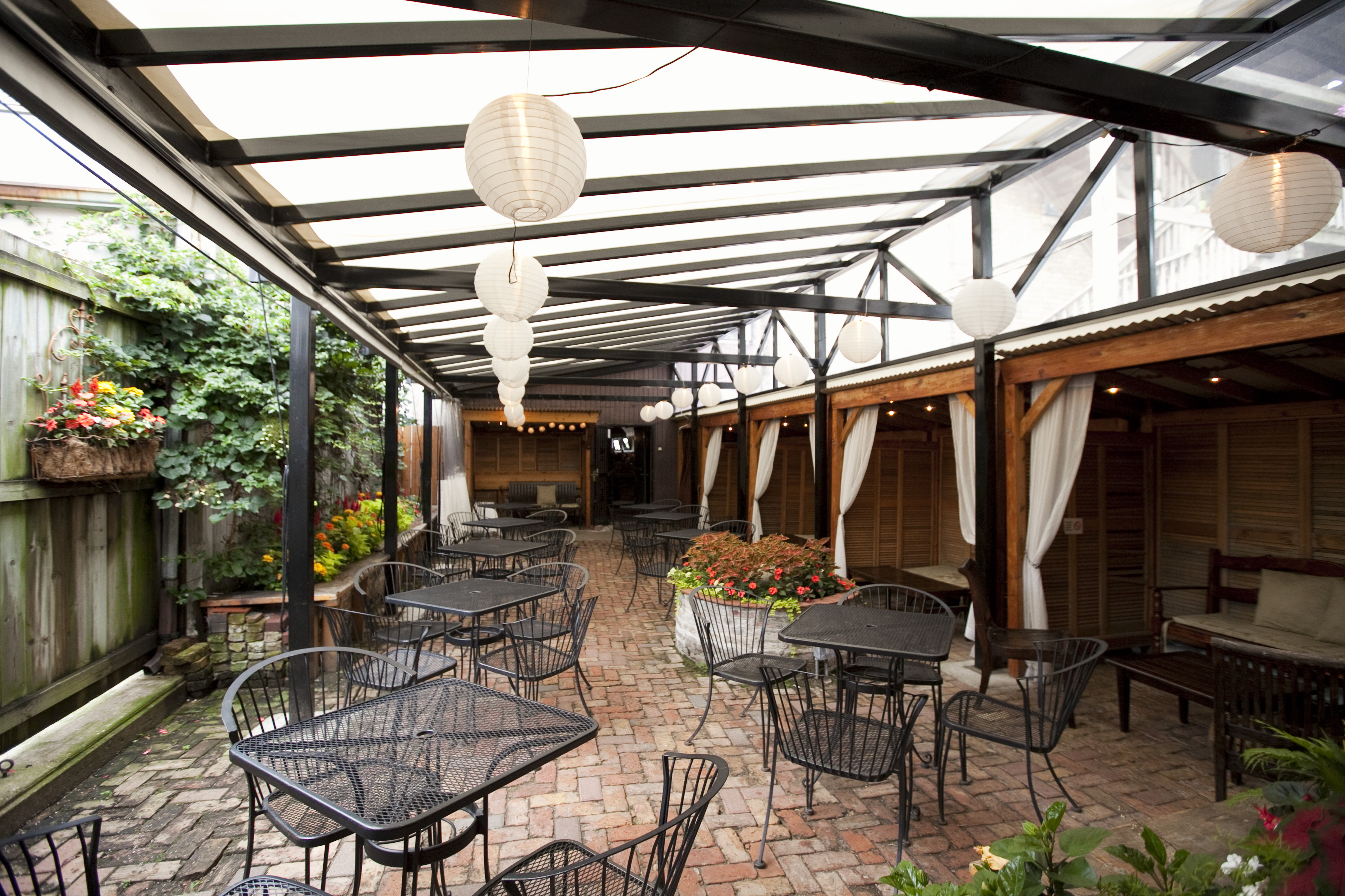 volowinebar146